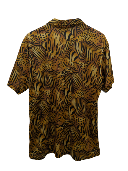 [XL] Multi-Animal Print Button-Up